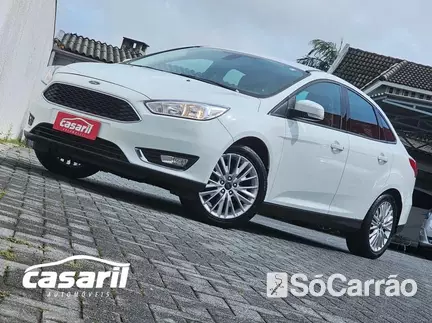 Ford FOCUS FASTBACK SE 2.0 16V P.SHIFT FLEXONE na cor Branca em Curitiba / PR - 6937124