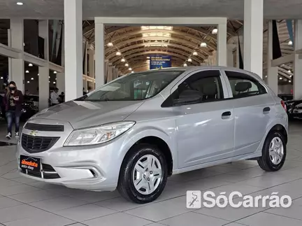Chevrolet ONIX LS 1.0 8V SPE/4 na cor Prata em Curitiba / PR - 6996765