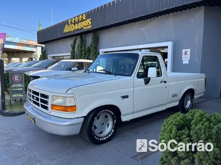 Ford F-1000 CS XLT 4X2 4.9I na cor Branca em Sombrio / SC - 6862643