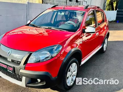 Renault SANDERO STEPWAY 1.6 8V HIPOWER na cor Vermelha em Curitiba / PR - 6926098