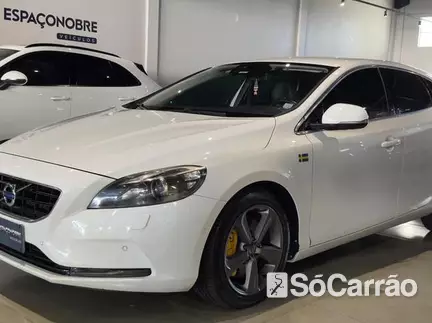 Volvo V40 HATCH DYNAMIC T4 2.0 TB AT na cor Branca em Curitiba / PR - 6626801