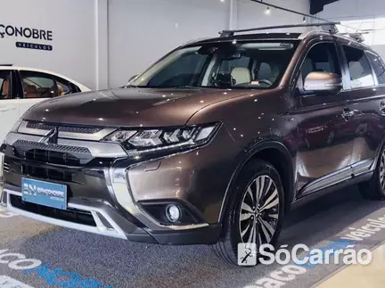 Mitsubishi OUTLANDER 4WD 3.0 V6 24V AT na cor Marrom em Curitiba / PR - 6714056