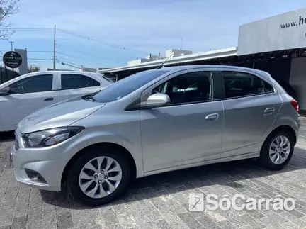 Chevrolet ONIX LT 1.4 8V SPE/4 AT na cor Prata em Curitiba / PR - 6854447
