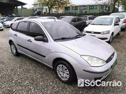 Ford FOCUS HATCH GLX 1.6 8V na cor Prata em Curitiba / PR - 6753808