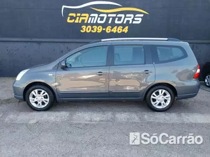 Nissan GRAND LIVINA SL 1.8 16V AT na cor Cinza em Curitiba / PR - 6689893