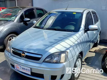 Chevrolet CORSA HATCH PREMIUM 1.4 8V ECONOFLEX na cor Prata em Ponta Grossa / PR - 6867024