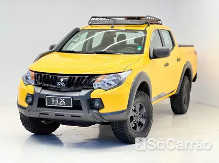 Mitsubishi L-200 CD TRITON SPORT SAVANA 4X4 2.4 16V TB-IC AT na cor Amarela em São José / SC - 6783663