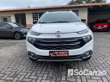 Fiat TORO VOLCANO AWD 2.0 16V AT9 na cor Branca em Curitiba / PR - 6860496