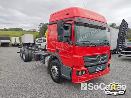 Mercedes 2426 /36 ATEGO 6X2 3E na cor Vermelha em Blumenau / SC - 6668710