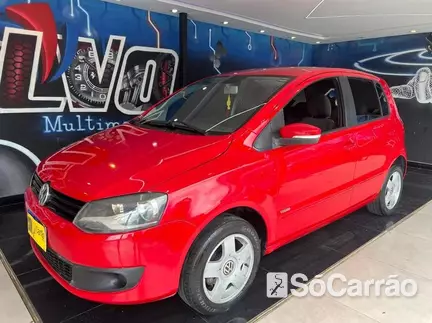 Volkswagen FOX (KIT-V) G2 1.0 8V na cor Vermelha em Curitiba / PR - 6577692
