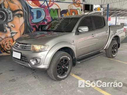 Mitsubishi L-200 CD TRITON 4X4 3.5 V6 AT na cor Cinza em Joinville / SC - 6841995