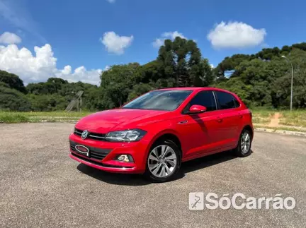 Volkswagen POLO 1.6 8V na cor Vermelha em Curitiba / PR - 6781129