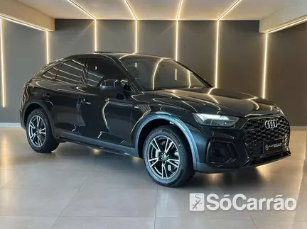 Audi Q5 SPORTBACK PERFORMANCE BLACK 2.0 PHEV QUATTRO STRONIC na cor Preta em Campo Largo / PR - 6652405
