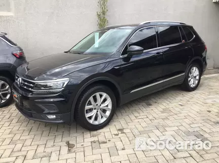 Volkswagen TIGUAN ALLSPACE COMFORTLINE 250(TETO PANORAMICO) 1.4 TSI DSG na cor Preta em Curitiba / PR - 6985705