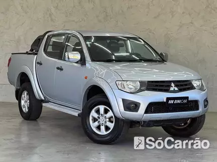 Mitsubishi L-200 CD TRITON HLS 4X2 2.4 16V MT na cor Prata em Curitiba / PR - 6932694