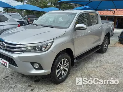 Toyota HILUX CD SRX 4X4 2.8 TB AT na cor Prata em Curitiba / PR - 6696526