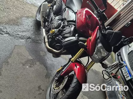 Honda CB 600 F HORNET STD na cor Vermelha em São José dos Pinhais / PR - 6753820