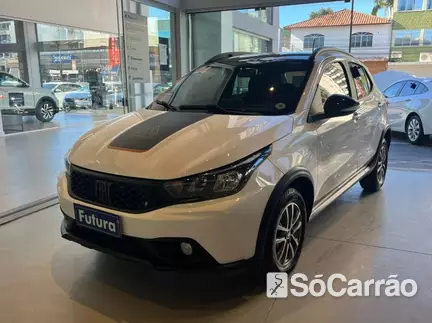 Fiat ARGO TREKKING 1.3 8V FIREFLY AT FLEX na cor Branca em Florianópolis / SC - 6801650
