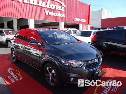 Chevrolet ONIX LTZ 1.4 8V MT6 ECO na cor Cinza em São José dos Pinhais / PR - 6726055