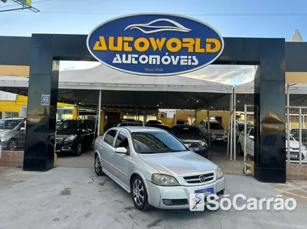 Chevrolet ASTRA SEDAN 2.0 16V na cor Prata em Palhoça / SC - 6806731