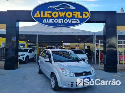 Ford FIESTA 1.0 8V na cor Prata em Palhoça / SC - 6905166