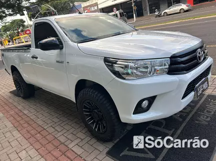 Toyota HILUX CS 4X4 2.8 TB MT na cor Branca em Maringá / PR - 6778730