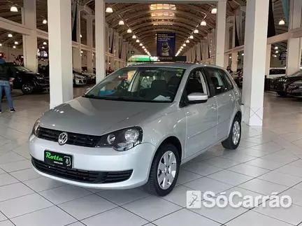 Volkswagen POLO (COMPOSITION TOUCH) 1.6 MSI 16V na cor Prata em Curitiba / PR - 6813361