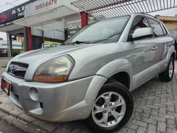 Hyundai TUCSON GLS 4X2 2.0 16V AT