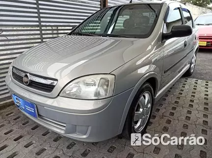 Chevrolet CORSA SEDAN 1.8 8V na cor Prata em Curitiba / PR - 6833706