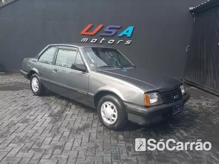 Chevrolet MONZA SEDAN SLE 1.8 na cor Cinza em Curitiba / PR - 6972998