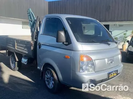 Hyundai HR 2.5 TB-IC 4X2 AR COND na cor Prata em Curitiba / PR - 6736547