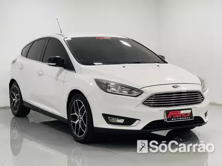 Ford FOCUS TITANIUM 2.0 16V P.SHIFT FLEXONE na cor Branca em Curitiba / PR - 6721385
