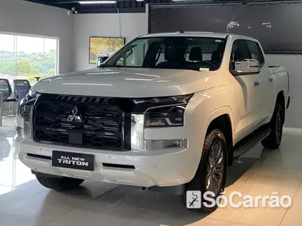 Mitsubishi TRITON HPE-S 4X4 2.4 BI-TB AT6 na cor Branca em Curitiba / PR - 6549361