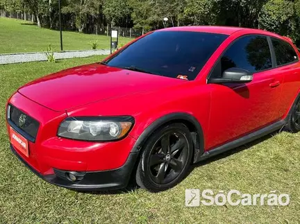 Volvo C30 2.0 na cor Vermelha em Curitiba / PR - 7002278