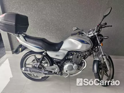 Suzuki YES YES EN 125 na cor Prata em Pinhais / PR - 6972947