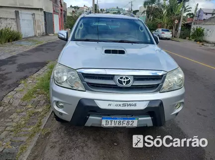 Toyota HILUX SW4 SRV 4X4 3.0 TB-IC 16V AT na cor Prata em Curitiba / PR - 6595336