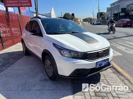 Fiat ARGO (TREKKING TOP) TREKKING 1.3 8V FIREFLY na cor Branca em Curitiba / PR - 6784011