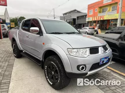 Mitsubishi L-200 CD TRITON 4X4 3.2 16V 180CV AT na cor Prata em Curitiba / PR - 6904036