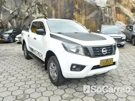 Nissan FRONTIER CD ATTACK 4X4 2.3 16V TDI AT na cor Branca em Florianópolis / SC - 6957457