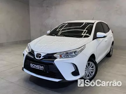 Toyota YARIS HATCH XL 1.5 CVT na cor Branca em Curitiba / PR - 6793007