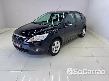 Ford FOCUS HATCH GLX 1.8 16V na cor Preta em Curitiba / PR - 6790232