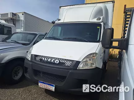 Iveco DAILY CHASSI 70C17 na cor Branca em Curitiba / PR - 6803269