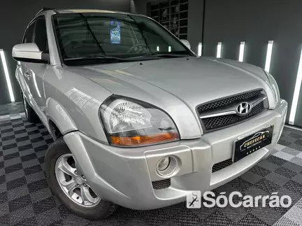 Hyundai TUCSON GLS 4X2 2.0 16V AT na cor Prata em Curitiba / PR - 6723436