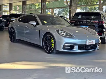 Porsche PANAMERA 4 E-HYBRID 2.9 na cor Prata no Novo Hamburgo / RS - 6888554