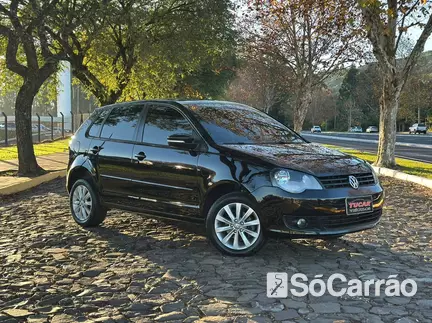 Volkswagen POLO 1.6 8V na cor Preta no Dois Irmãos / RS - 6756139