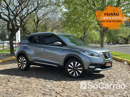 Nissan KICKS SL 1.6 16V CVT na cor Cinza no Dois Irmãos / RS - 6928384