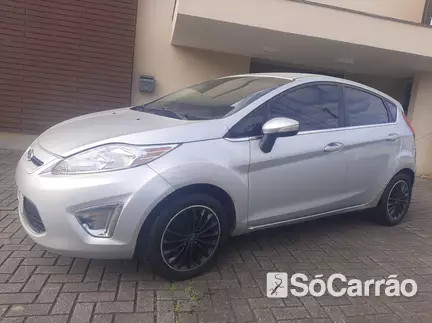 Ford FIESTA (FLY/NEO) 1.6 8V na cor Prata em Joinville / SC - 6921322