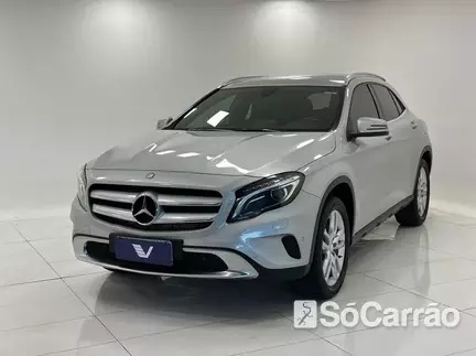 Mercedes GLA 200 STYLE 1.6 TB na cor Prata em Joinville / SC - 6793579
