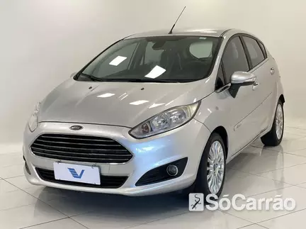 Ford NEW FIESTA TITANIUM PLUS 1.6 16V P.SHIFT na cor Prata em Joinville / SC - 6796427