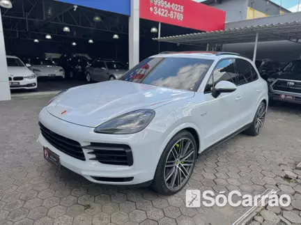 Porsche CAYENNE COUPE E-HYBRID 4X4 3.0 V6 TIP na cor Branca em Joinville / SC - 6489519